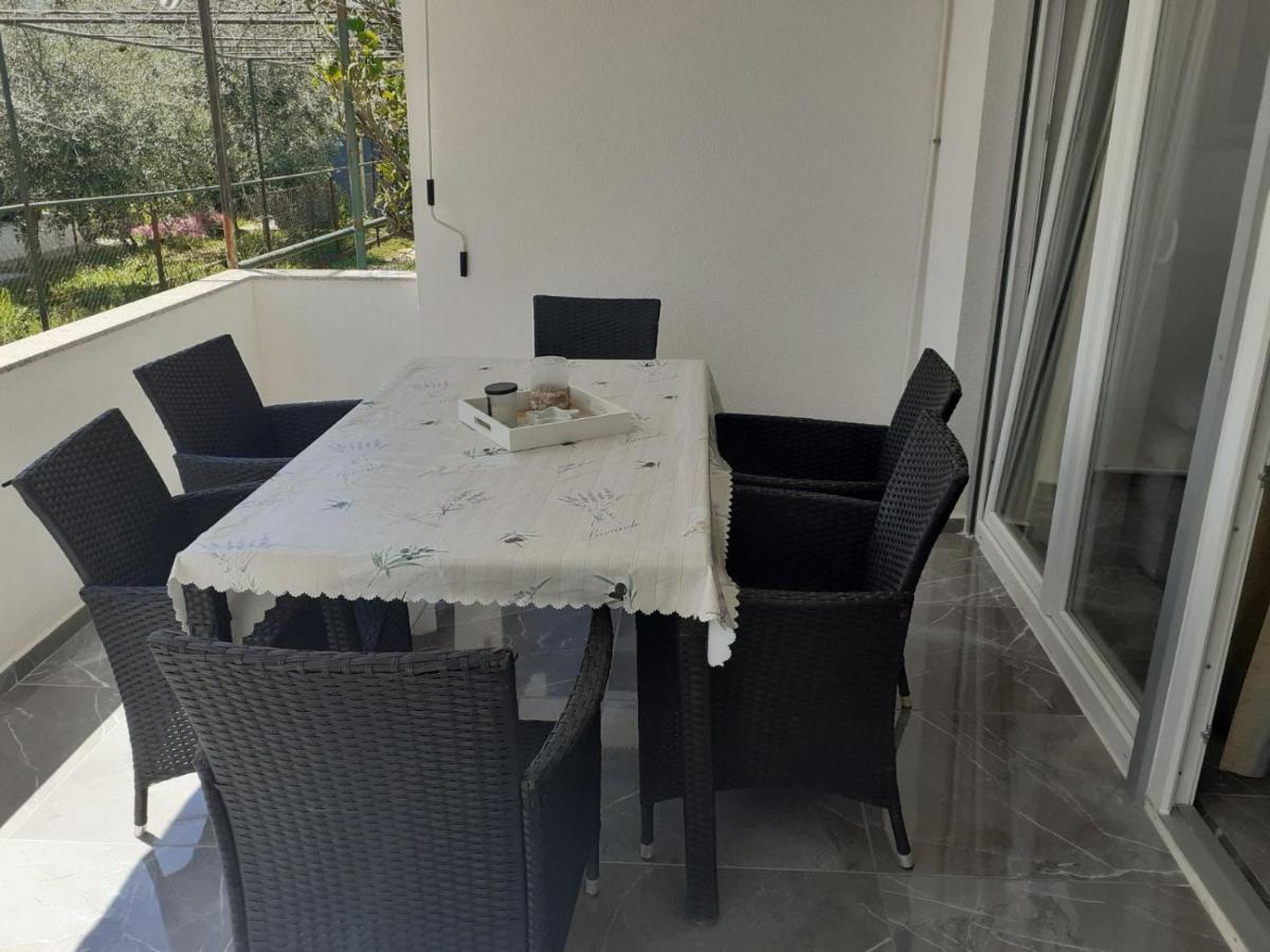 Pavel, Studio Apartman Привлака Экстерьер фото